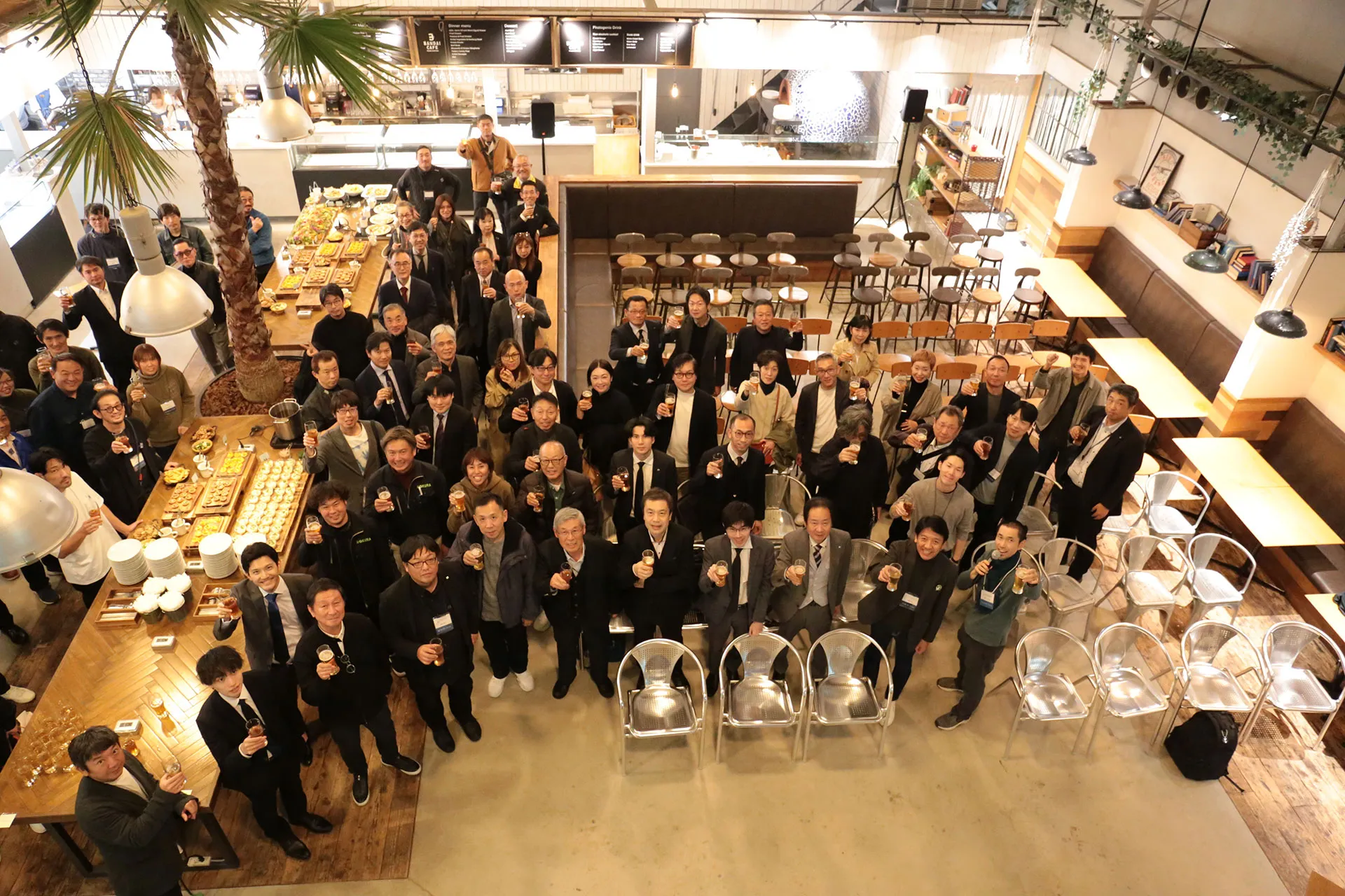 来て見てみい、とくしま2025レセプションの集合写真